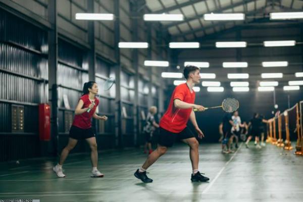 安踏体育教师服装推荐及体育课堂的运用(图1)